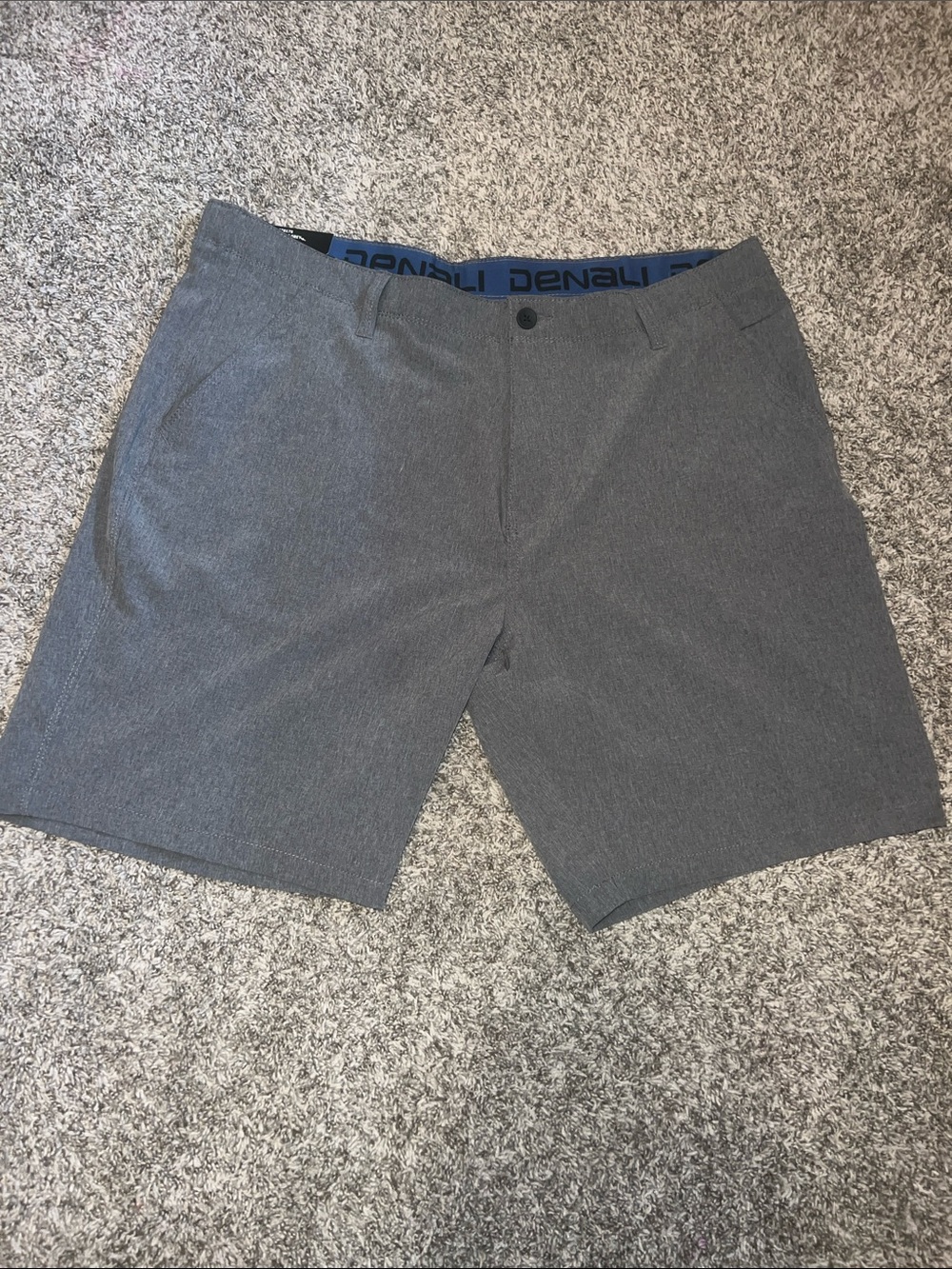 Denali Men’s Gray Flat Front Shorts